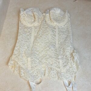 Vintage Goddess‎ Ivory Lace Boned Corset Girdle Garters Bridal Vintage 38B Sm/XS